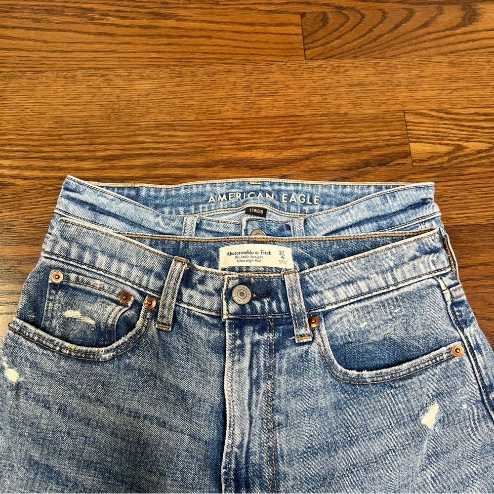 American Eagle Strigid Mom Jean size Estimated 4 - Picture 5 of 13